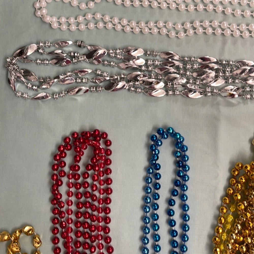 Mardi Gras Beads (40+ strands) - Picture 4 of 6
